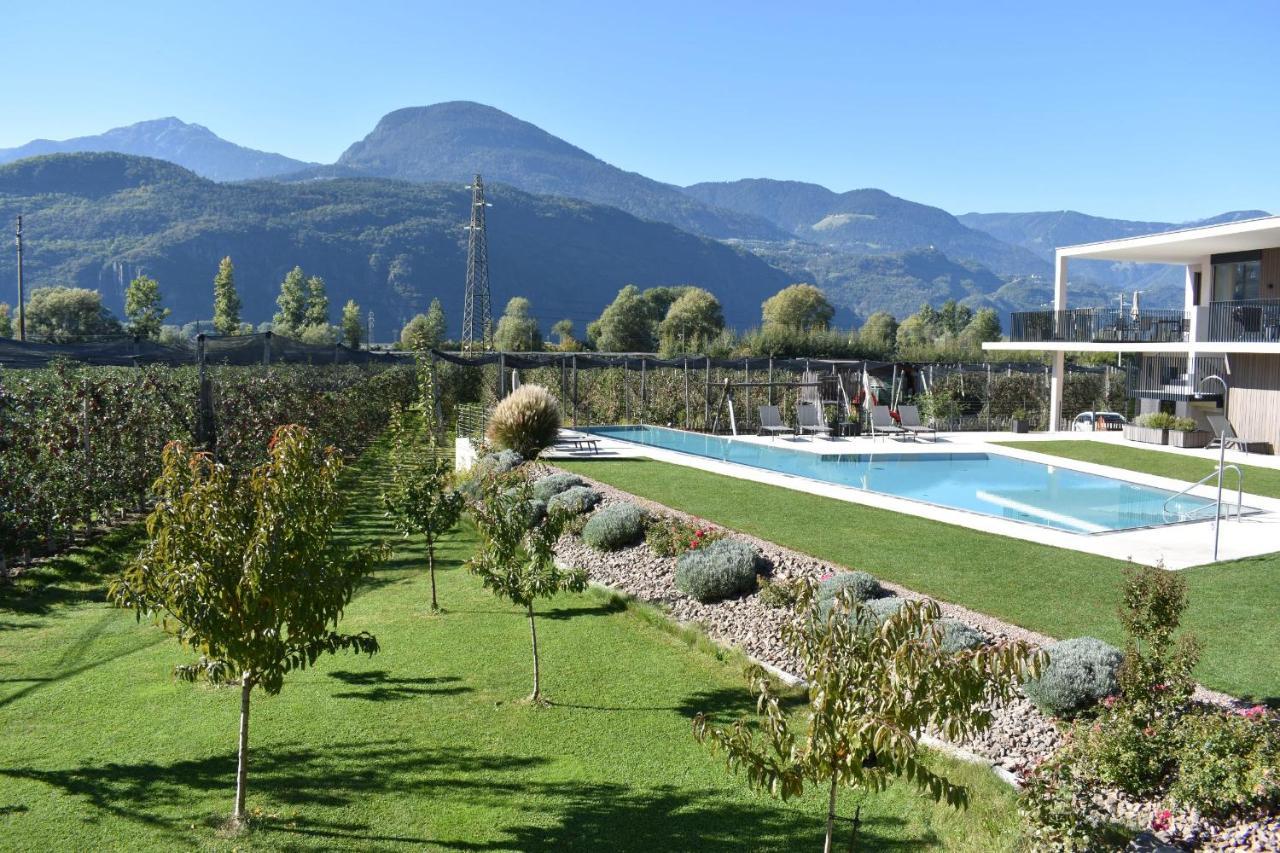 Feldhof Vilpian- Urlaub Auf Dem Bauernhof Apartamento Exterior foto