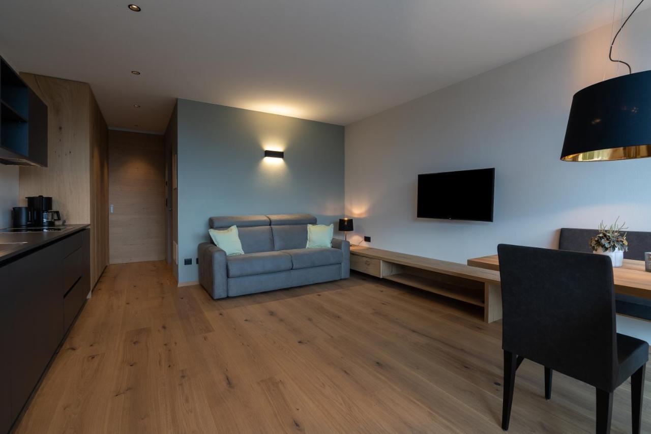 Feldhof Vilpian- Urlaub Auf Dem Bauernhof Apartamento Exterior foto